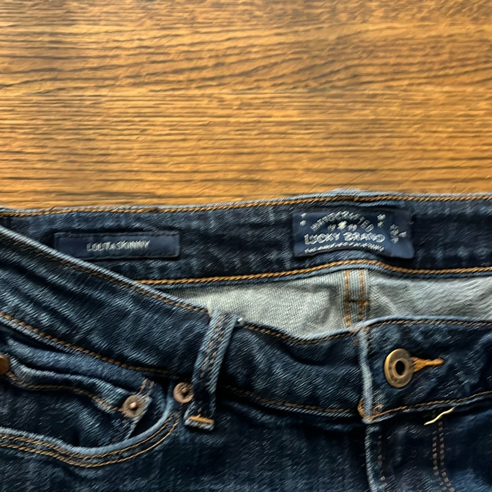 Lucky Brand Lolita Skinny jeans size 4/27